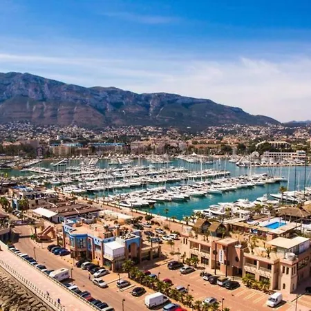 En El Puerto * دينايا