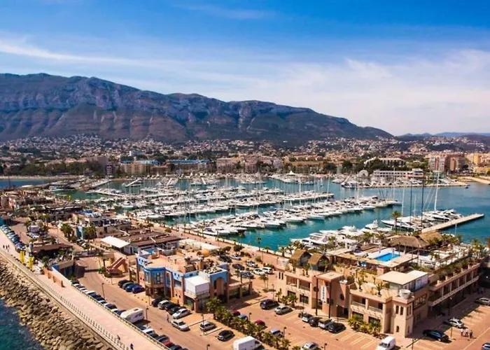 En El Puerto * دينايا